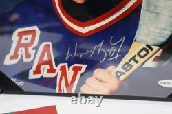 WAYNE GRETZKY UPPER DECK UD SIGNED 8x10 PHOTO REDEMPTION PRIZE FROM McDonald's