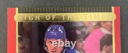 Wayne GRETZKY 1997-98 Upper Deck SP Authentic Sign of the Times #WG Autograph