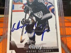 Wayne Gretzky 1993-1994 Upper Deck Signed Card #99 Kings Hof