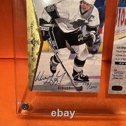 Wayne Gretzky 1994-95 SP Upper Deck Autograph 174/500. BAA92245