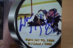 Wayne Gretzky 1998 Upper Deck McDonald's Moment Card M-2 SIGNED AUTOGRAPHED RARE