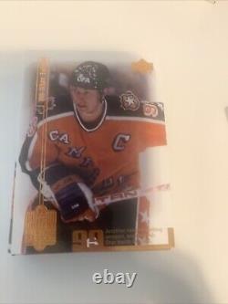 Wayne Gretzky 1999 Upper Deck Living Legend Complete 99 Card Set- Amazing