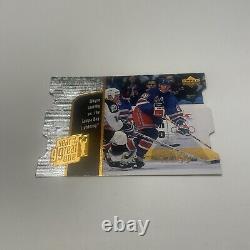 Wayne Gretzky 1999 Upper Deck Year Of The Great One DIE CUT /99 Quantum GO24