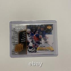 Wayne Gretzky 1999 Upper Deck Year Of The Great One DIE CUT /99 Quantum GO24