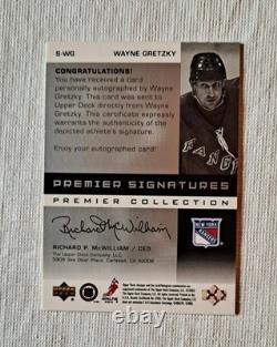 Wayne Gretzky 2002 03 Upper Deck Premier Collection Signatures Silver 74/125