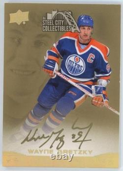 Wayne Gretzky 2014-15 Upper Deck Employee Exclusive Autograph Card #UD-WG
