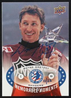 Wayne Gretzky 2015-16 Autographed Upper Deck Card #11/22