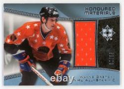 Wayne Gretzky 2015-16 Ultimate Honoured Materials Jersey 30/25 #HM-WG