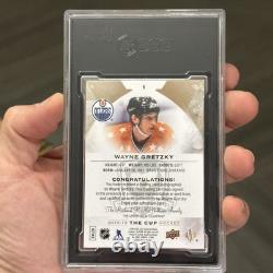 Wayne Gretzky 2015-16 Upper Deck The Cup GOLD SPECTRUM /12 ON CARD AUTO SGC 8.5