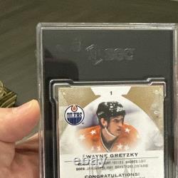 Wayne Gretzky 2015-16 Upper Deck The Cup GOLD SPECTRUM /12 ON CARD AUTO SGC 8.5
