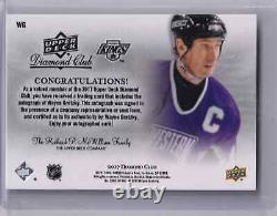 Wayne Gretzky 2017 Upper Deck Diamond Club Autograph Card # 24/30