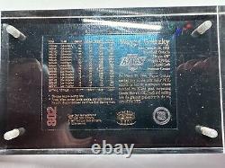 Wayne Gretzky 802 Upper Deck Gold Signature Card Limited Edition 2,144 of 3,500