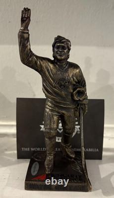 Wayne Gretzky #99 Signed Mini Kings STATUE Upper Deck Authenticated UDA Auto