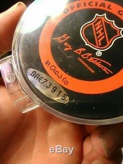 Wayne Gretzky AUTHENTIC SIGNED NHL Puck! Upper Deck COA. NewYork. Rangers