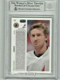 Wayne Gretzky Auto Card 1991-92 Upper Deck Beckett Authentic Canada Cup Jersey