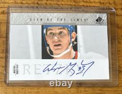 Wayne Gretzky Autograph Sign Of The Times #SOT-WG 2004 Upper Deck