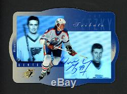 Wayne Gretzky Autographed 1996-97 Upper Dck SPx Tribute Card GS1 UDA BAD26405