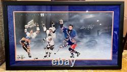 Wayne Gretzky Autographed 32x16 Panoramic Photo Framed UDA COA