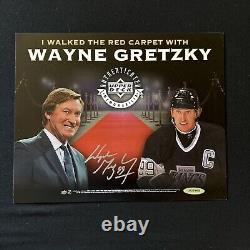 Wayne Gretzky Autographed 8x10 Photo UDA Upper Deck Kings Red Carpet COA
