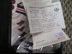 Wayne Gretzky Autographed Authenticated Memorabilia Upper Deck UDA 8x10 109/250