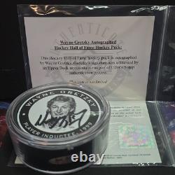 Wayne Gretzky Autographed Hall of Fame Hockey Puck 1999 Inductee Upper Deck