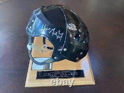 Wayne Gretzky Autographed Hockey Helmet Upper Deck Authenticated KINGS Black