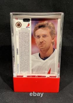 Wayne Gretzky Canada Cup Autographed Upper Deck 557/999 New in Glass Case