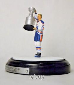 Wayne Gretzky Edmonton Oilers NHL Hockey UD Authentic Collectible Tribute 1999