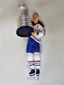 Wayne Gretzky Edmonton Oilers NHL Hockey UD Authentic Collectible Tribute 1999