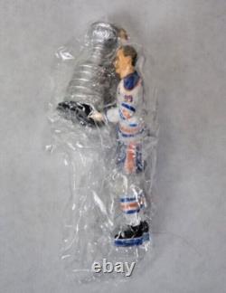 Wayne Gretzky Edmonton Oilers NHL Hockey UD Authentic Collectible Tribute 1999