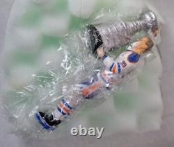 Wayne Gretzky Edmonton Oilers NHL Hockey UD Authentic Collectible Tribute 1999