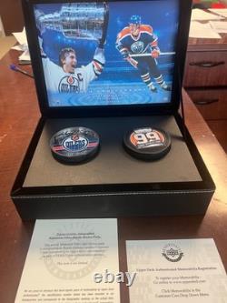 Wayne Gretzky Edmonton Oilers Signed Puck Upper Deck 40th Anniversary 34/40 RARE