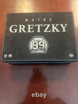 Wayne Gretzky Edmonton Oilers Signed Puck Upper Deck 40th Anniversary 34/40 RARE