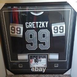 Wayne Gretzky Framed Signed L. A. Los Angeles Kings Upper Deck Jersey