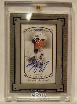 Wayne Gretzky Mini Auto Very Rare 2015-16 Upper Deck Champs Hockey