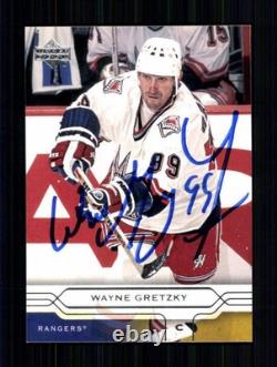 Wayne Gretzky NHL USA Upper Deck Traiding Card Original Sign. + A 249671