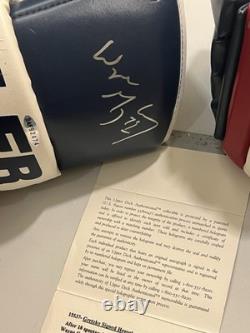 Wayne Gretzky NY Rangers Autographed Hockey Gloves withUpper Deck Authentication