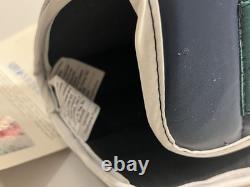 Wayne Gretzky NY Rangers Autographed Hockey Gloves withUpper Deck Authentication