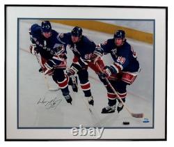Wayne Gretzky Rangers Signed/Autographed 16x20 Photo Framed UDA 198157