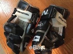 Wayne Gretzky Signed & Autograph Easton Gloves with Upper Deck Authentic