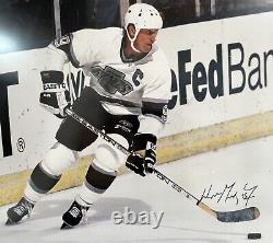 Wayne Gretzky Signed Autographed Framed 16x20 Photo UDA Upper Deck Authentic 300