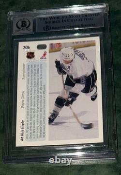 Wayne Gretzky Signed Card 1990-91 Upper Deck Bas Beckett Authenticated 10 Auto
