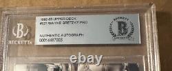 Wayne Gretzky Signed Card 1992-93 Upper Deck Auto Bas Beckett Authenticated