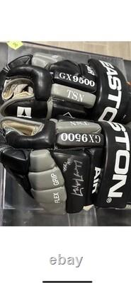 Wayne Gretzky Signed Game Model Hockey Gloves Upper Deck COA & UD Confirmation