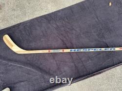 Wayne Gretzky Signed Hespeler 5500 Hockey Stick /399 Upper Deck Certified