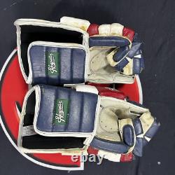 Wayne Gretzky Signed New York Rangers NHL Gloves Autographed Upper Deck UDA COA