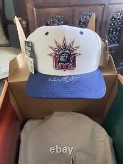 Wayne Gretzky Signed New York Rangers Starter Hat With Upper Deck COA #9/199