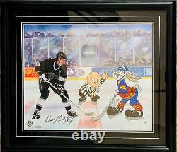 Wayne Gretzky Signed The Great Ones L. E. Cel 368/750 Upper Deck & Warner Bros