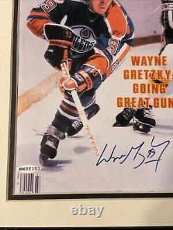Wayne Gretzky Signed and Framed Sports Illustrated Photo Upper Deck Authentic