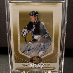Wayne Gretzky Upper Deck 2020-21 SP Signature Edition Legends Gold Auto #114